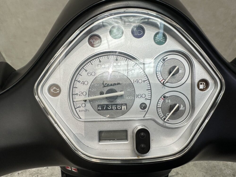 偉士牌 VESPA GTS300IE 300cc 黃牌 二手進口重機 可分期 可車換車