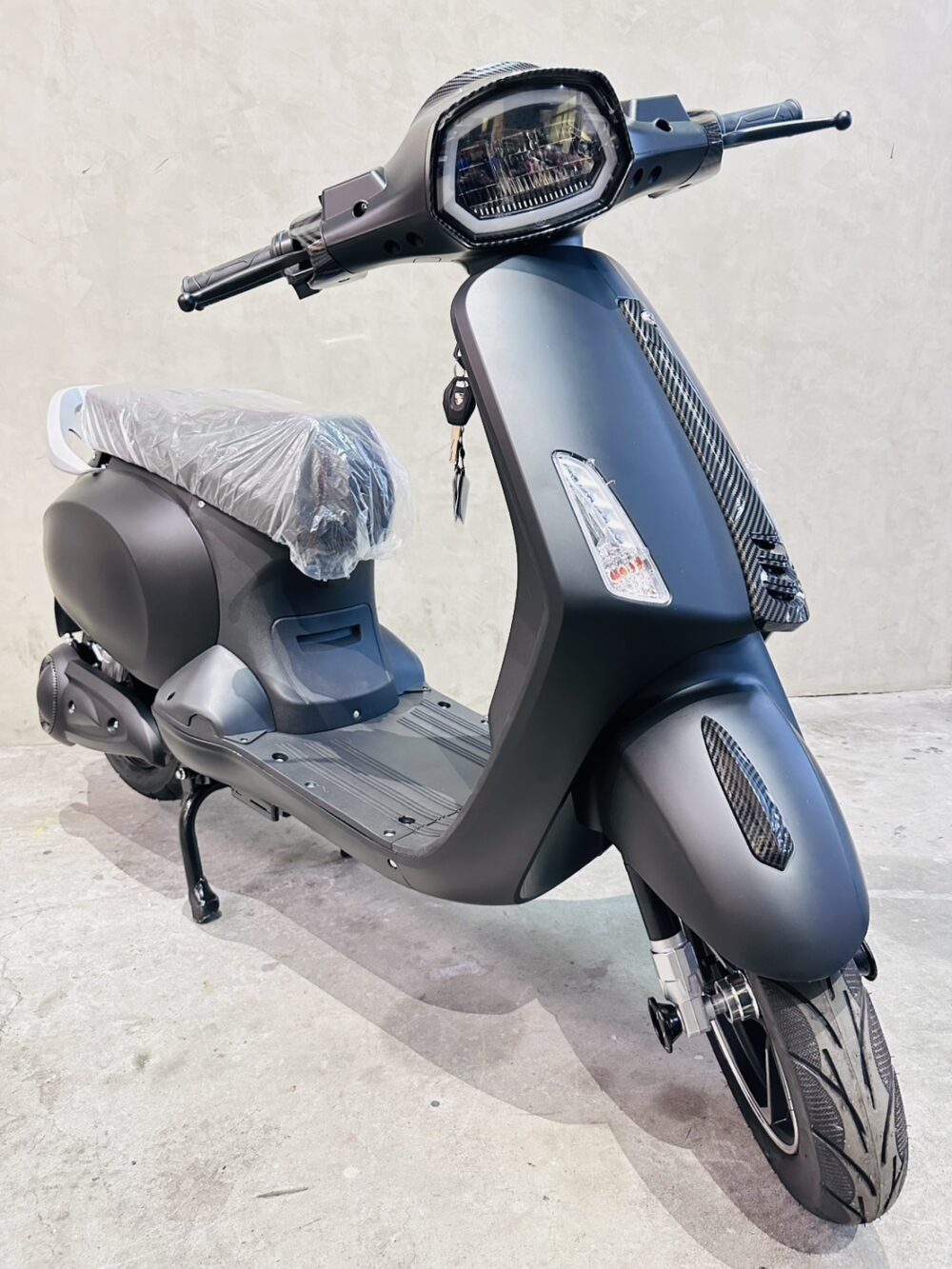 S__10592292_0 小偉士微型電動車 不用駕照 滿14歲可以騎 空車價 可分期 (不含電池)