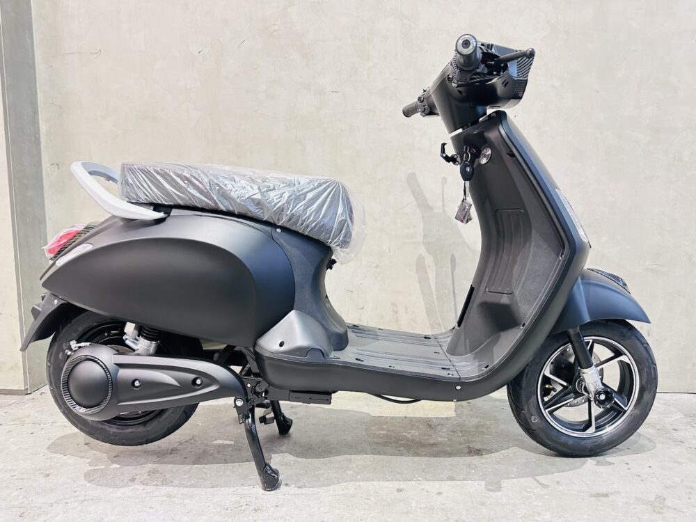 S__10592293_0 小偉士微型電動車 不用駕照 滿14歲可以騎 空車價 可分期 (不含電池)