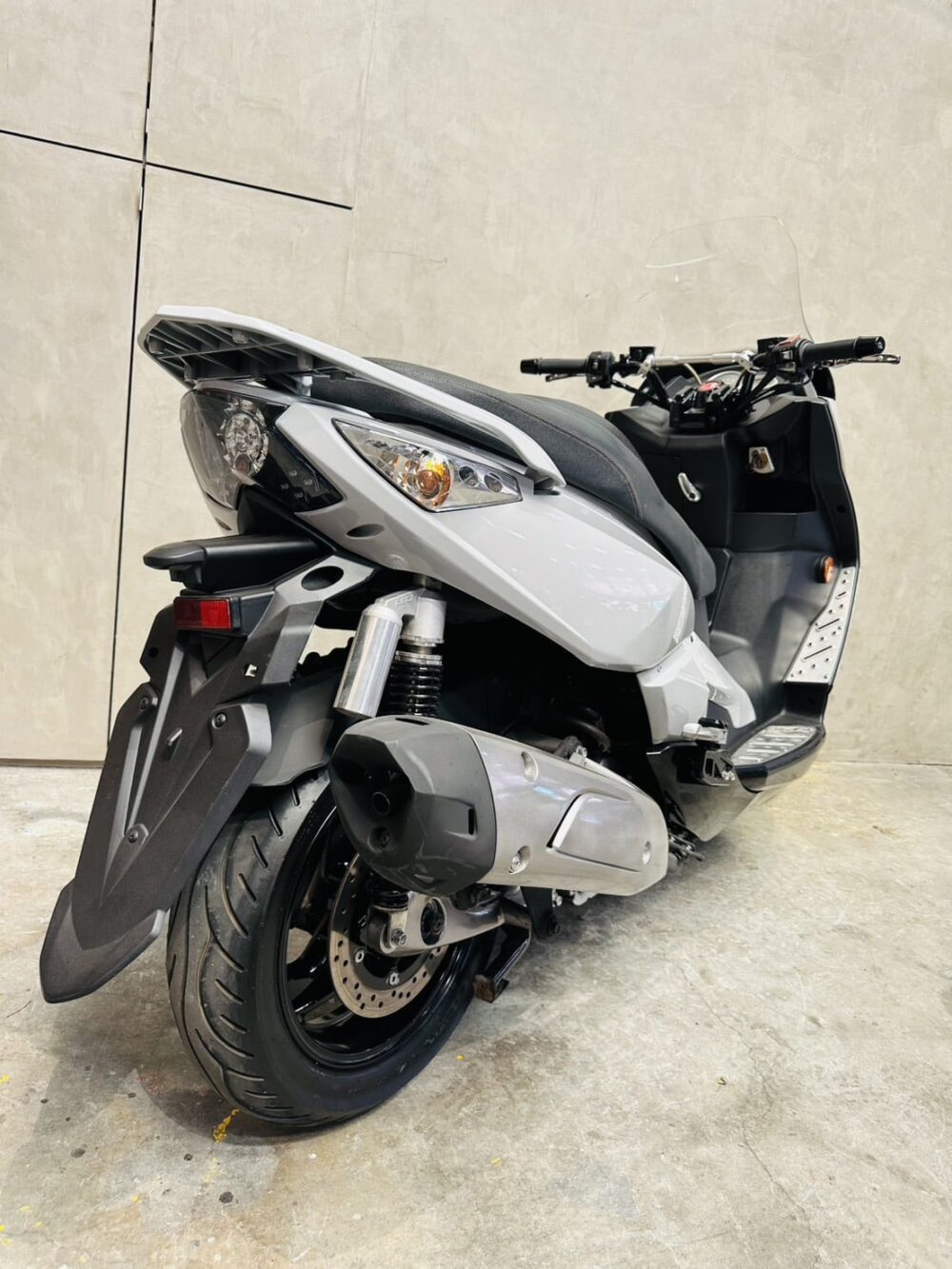宏佳騰 Aeonmotor ELITE 300i 黃牌 中古車 可分期