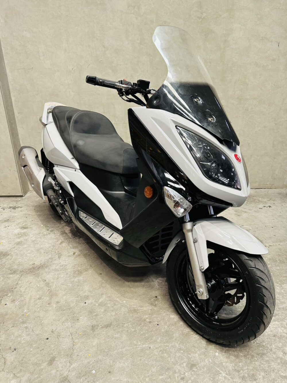 宏佳騰 Aeonmotor ELITE 300i 黃牌 中古車 可分期