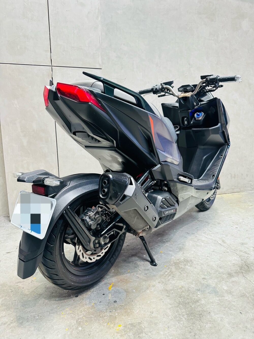 光陽 KYMCO KRV MOTO ABS TCS 180cc 中古機車 可分期 可車換車